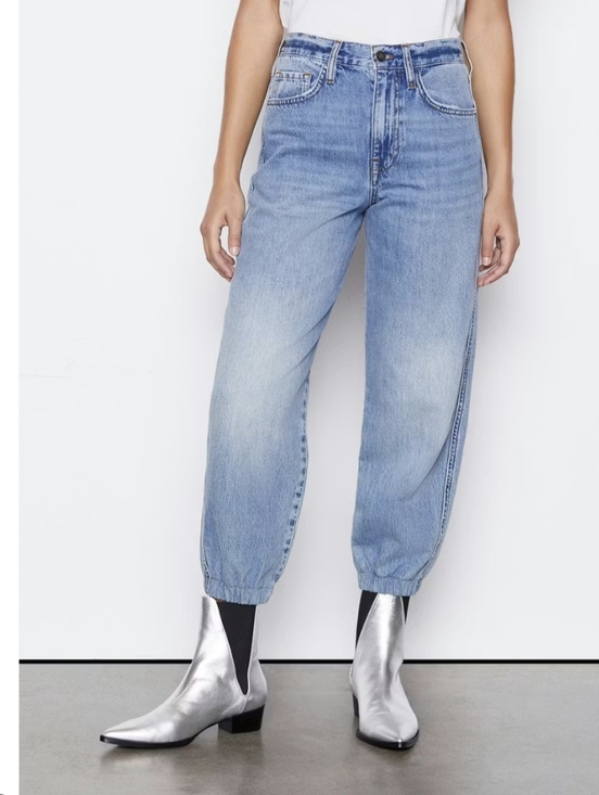 Frame Denim Denim - FRAME Denim Le Lounge High Rise Relaxed Cropped Jogger Jean in Chill - Size 29